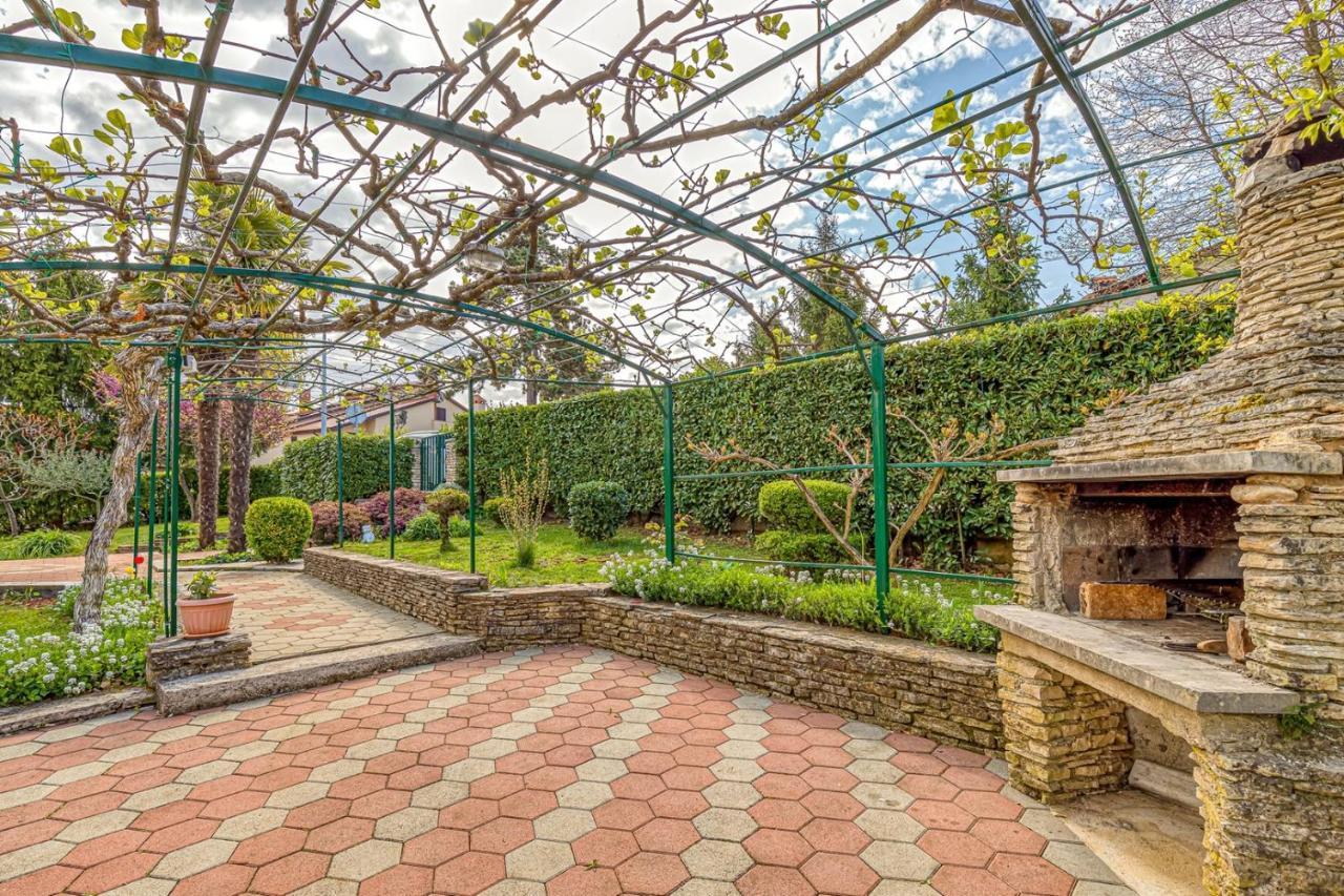 Apartment Flores Stari Pazin Exteriér fotografie